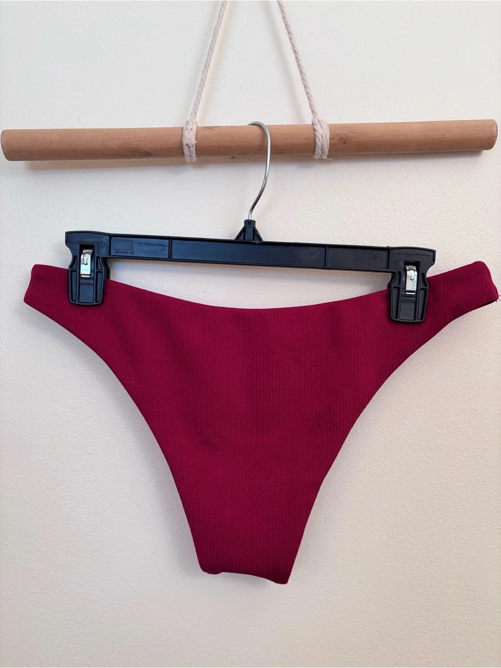 Zaful Deep Raspberry V-Plunge Ribbed Bikini - Picture 6 of 7